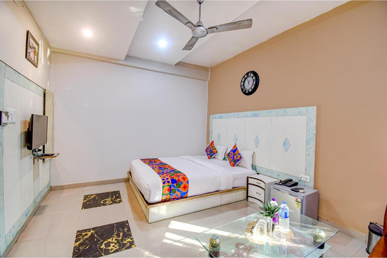 Fabhotel Prime Rockstar Suites Kolkata Exterior photo